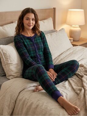 Old Navy Green Plaid Thermal One-Piece Pajamas XS